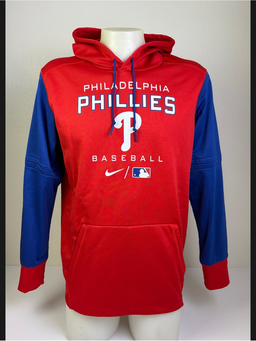 Nike Philadelphia Phillies MLB Authentic Collection Therma-Fit Pullover Hoodie